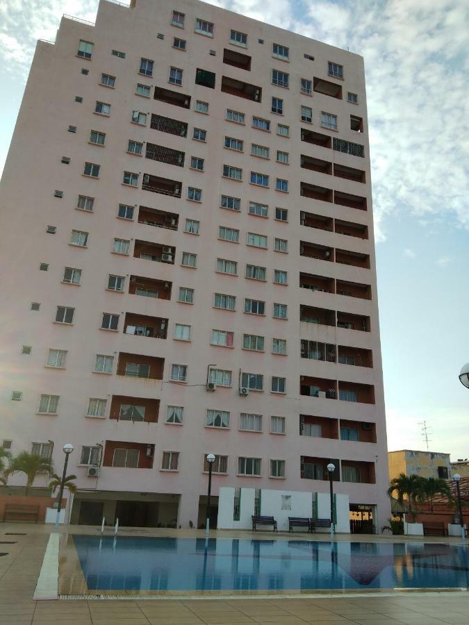 Plaza Raya Pangsapuri *